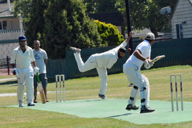 Cricket 2013-07-20 Richmond BC