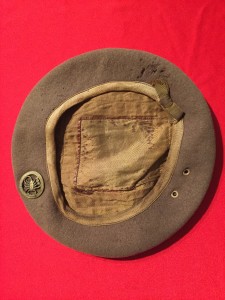 Brown private purchase beret with LRDG cap badge (repro?)