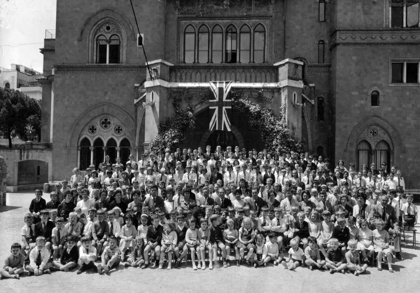 Students of St George English School in 1962 . I am in the group with three of my siblings - Dave, Mary and Marjorie Stevens.