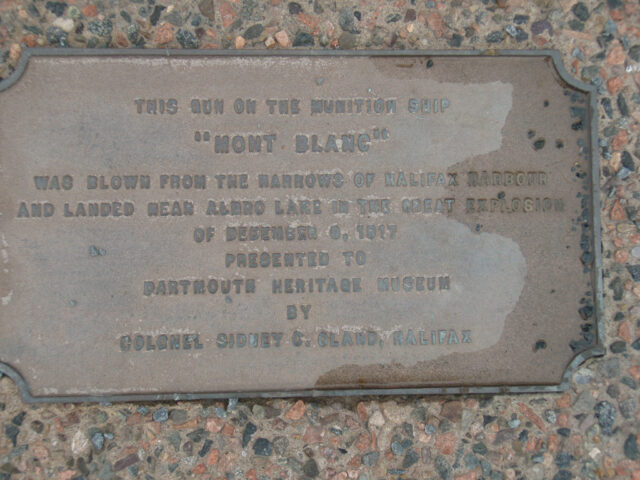 Plaque for cannon from the S.S. Mont Blanc Plaque for cannon from the S.S. Mont Blanc. Cannon from the S.S. Mont Blanc - breech end. About the Halifax Explosion 1917-12-06