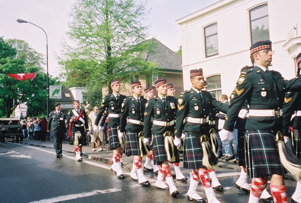 Apeldoorn 2005 - Seaforth Highlanders of Canada delegation 2