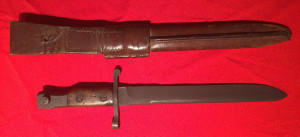 Ross bayonet for 1905 MK II Ross - Left side of bayonet and back of scabbard.