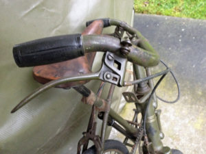 British Army BSA airborne bicycle, 2nd model, made circa 1943 serial number R37618 - folded position showing detail of right brake lever assembly.