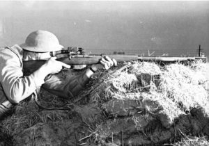 Canadian sniper aiming during training.