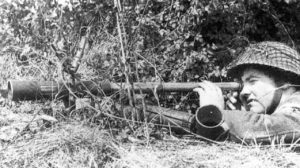 British observer using his Scout Regiment Telescope (TMSS1914 p28)