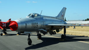 Mig 21Fishbed fighter 2016-08-07 Hillsboro Air Show (32)