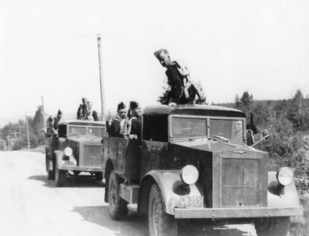 Westminster Regiment training with Chevrolet Pilot Model 15 Cwt 4X2 trucks 