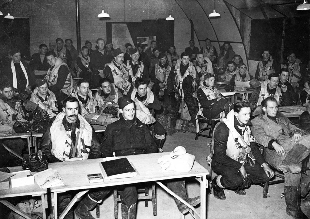 424 Squadron RCAF briefing in England.