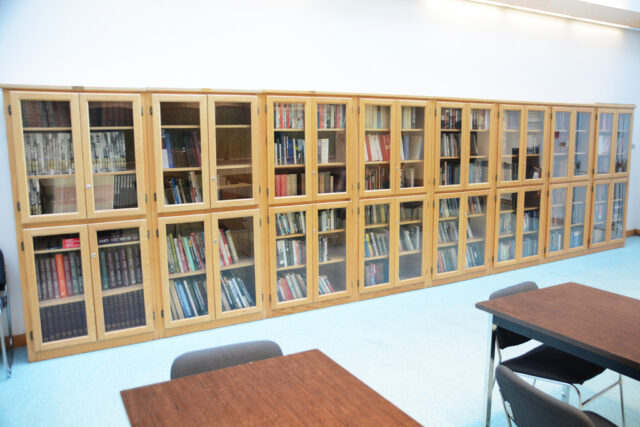 12 Service Battalion Museum 2020 - Military topics lending library