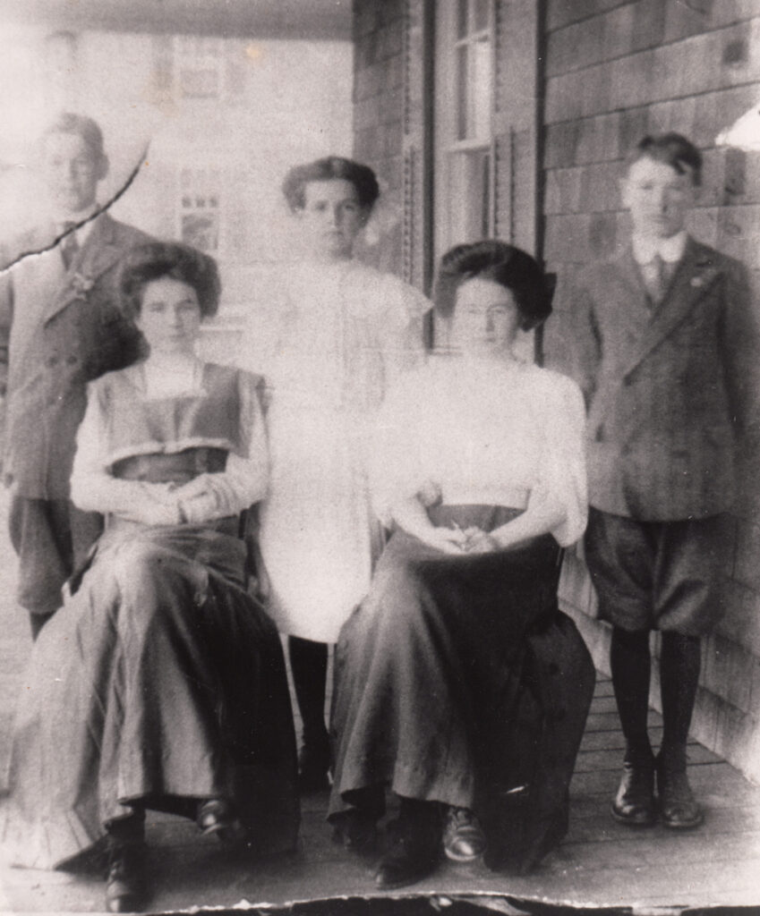 McKay children, Welland Ontario about 1910. Back row, left to right: Charles Gordon McKay, John McKay Front row: ___McKay, ___McKay Mary Bell McKay