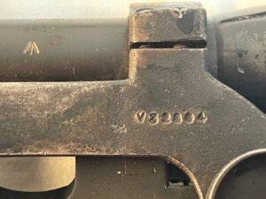 L-E No4 MKI T V32804 23662 Colin Stevens - rifle sn on bracket