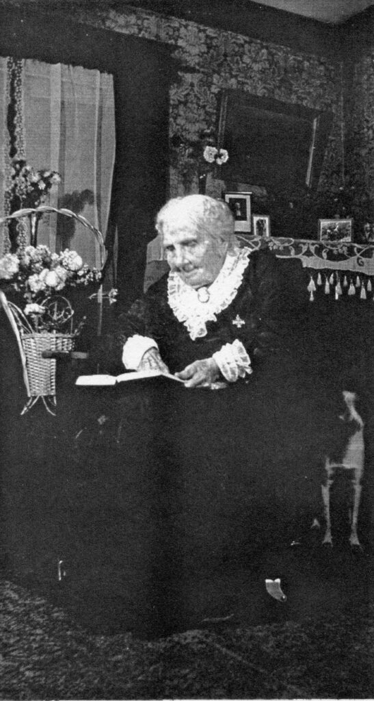 HUME Sarah nee KERSEY 1840 - 1939