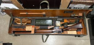 L42A1 with basic full kit in transit chest.